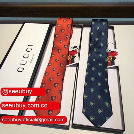 Gucci Silk tie Jacquard crafts insect pattern